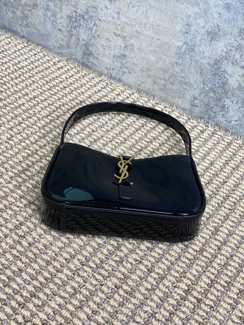 Y51 hobo bags